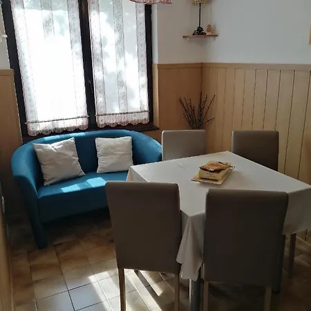 Pool House * Пула